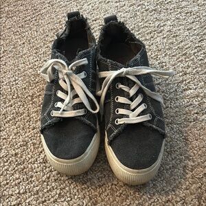 Jellypop Platform Shoes